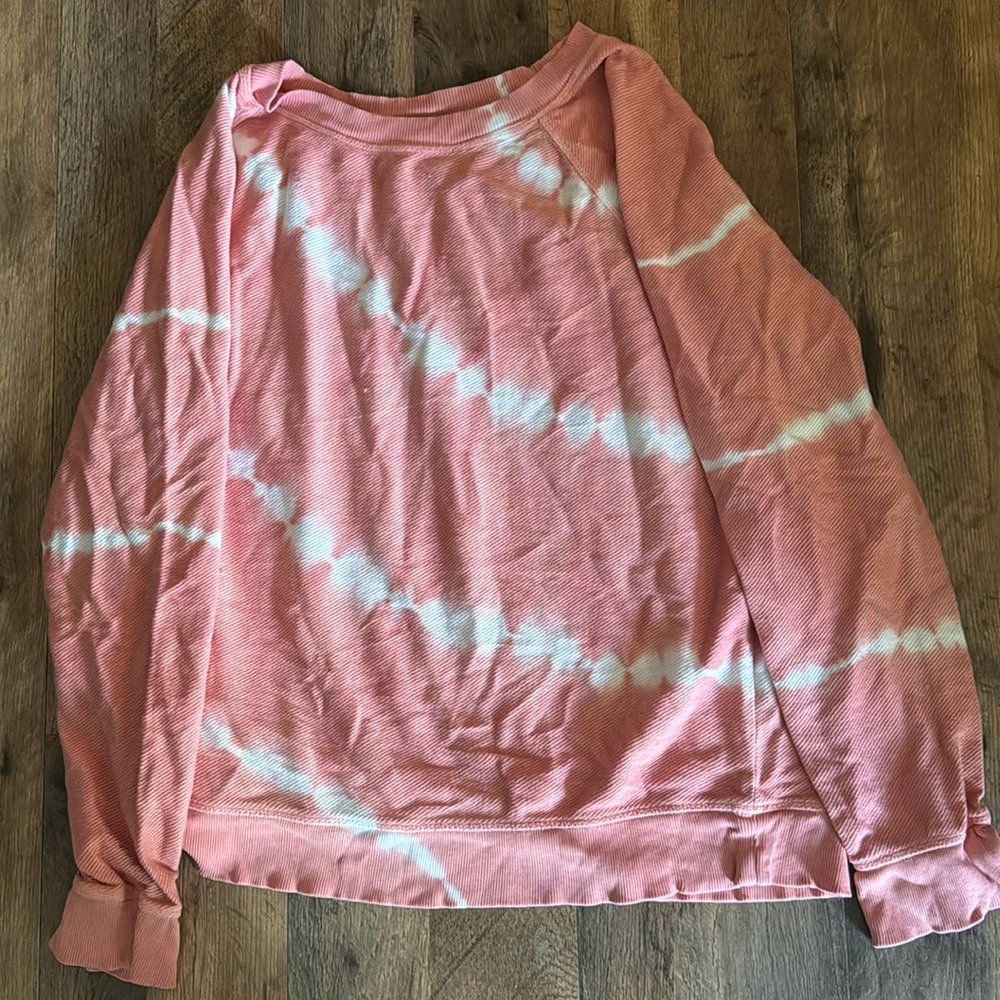 Women’s medium weight sweater